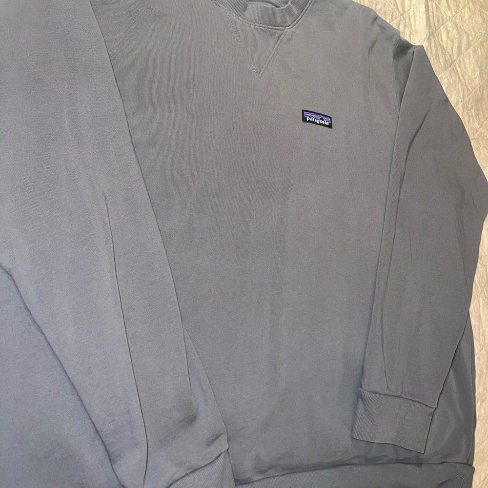 Patagonia Men's Gray Sweater